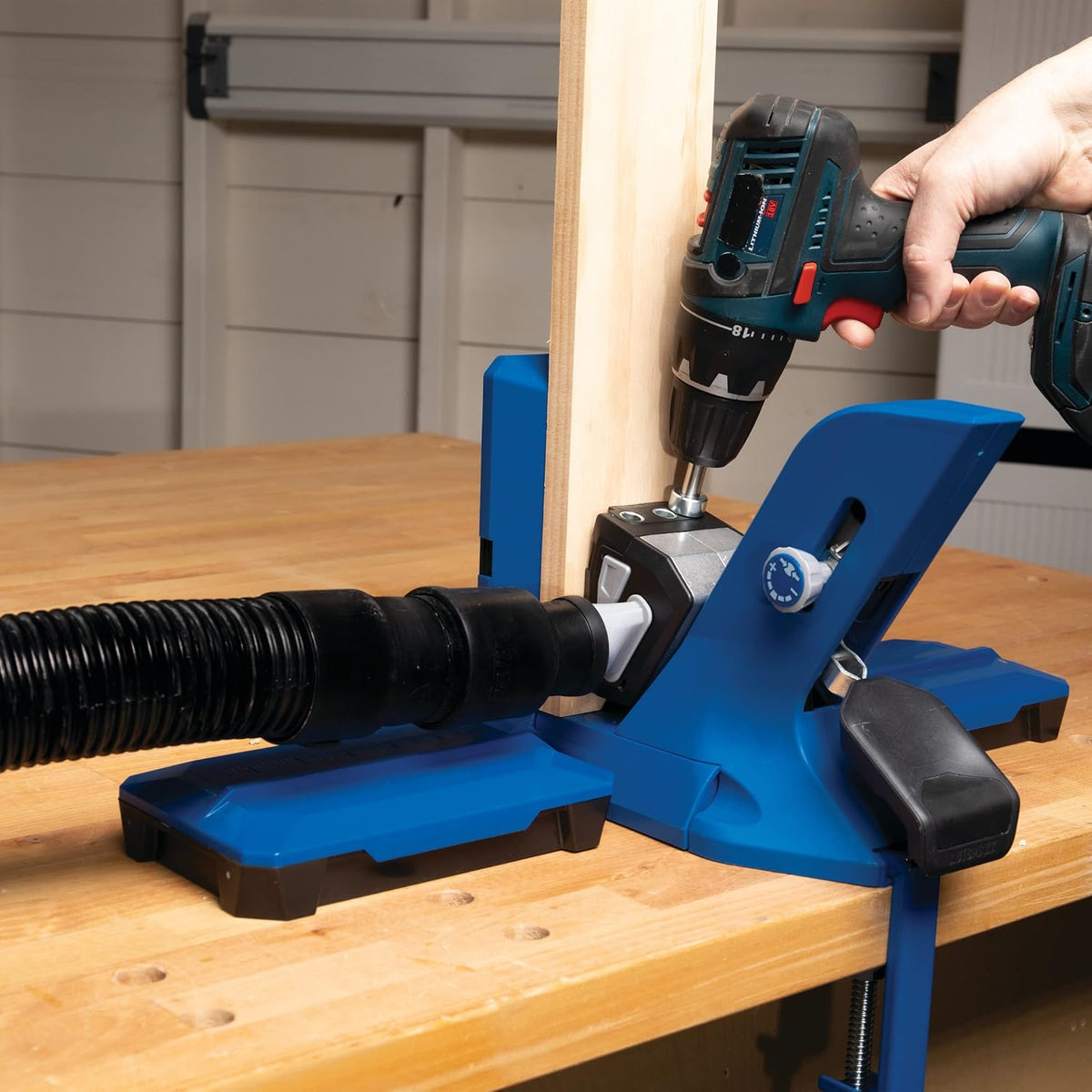 Gabarit de perçage Kreg Tool KPHJ720PRO 720PRO - Serrage et réglage faciles - Vis de perçage Kreg robustes incluses - destiné à matériaux de 12,7 à 38,1 mm d'épaisseur