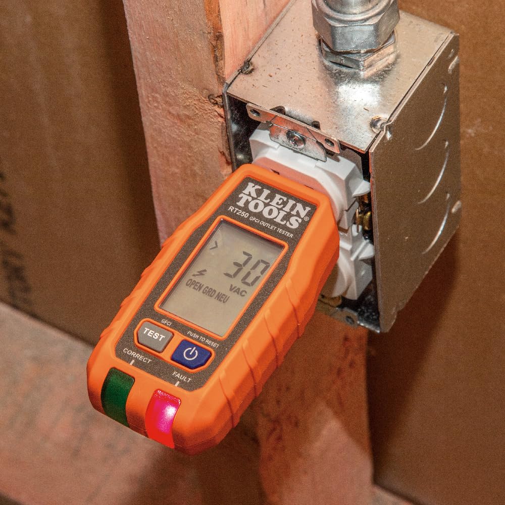 Ensemble de détection de disjoncteurs Klein Tools 80101, kit de test de prises et de prises GFCI, multimètre, NCVT, testeur de prises, cordons, 4 pièces