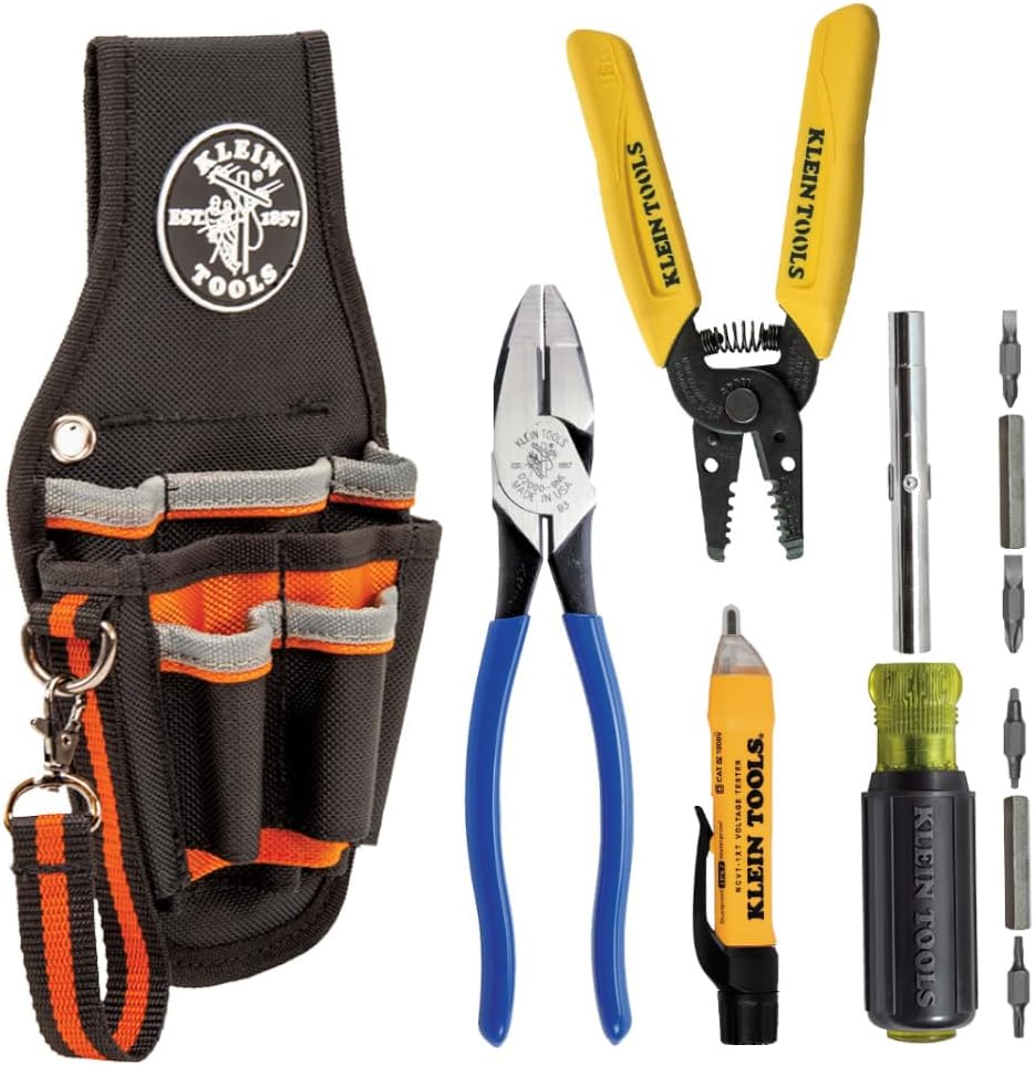 Ensemble d'équipements d'électricien Klein Tools 80152, fabriqué aux États-Unis, comprenant une pince, un tournevis magnétique, un tournevis à tension constante (NCVT), une pince à dénuder et une pochette à équipements pour usage professionnel....