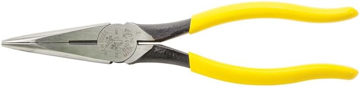 Le coffret d'équipements Klein Tools 92906, kit de base, contient des équipements à main Klein destiné à apprentis ou particuliers : pinces, pince à dénuder/couper les fils, tournevis, 6 pièces.