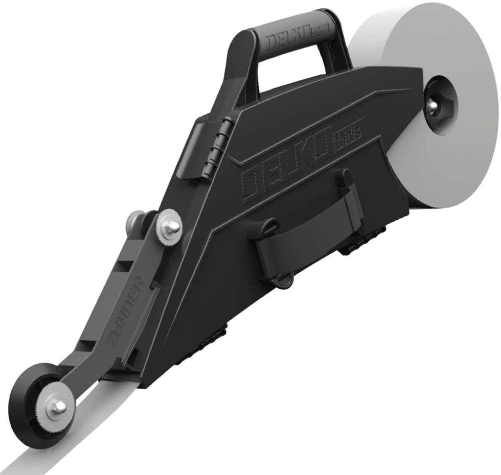 L'outil à bander les cloisons sèches ZÜNDER de Delko Tools est un modèle banjo doté d'un applicateur double embout breveté, idéal destiné à les joints plats et rentrants. ZÜNDER est l'outil à bander le plus vendu au monde.