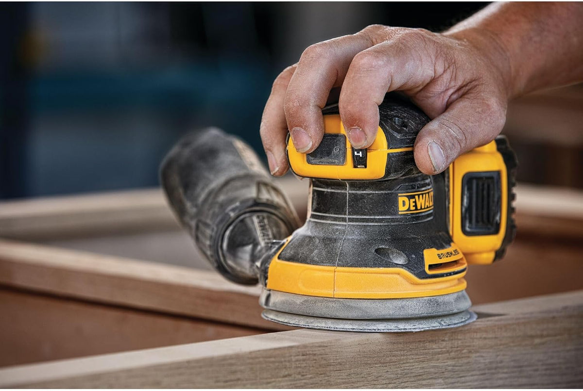 Ponceuse orbitale DEWALT 20V MAX, outil seul (DCW210B) – sélection pratique