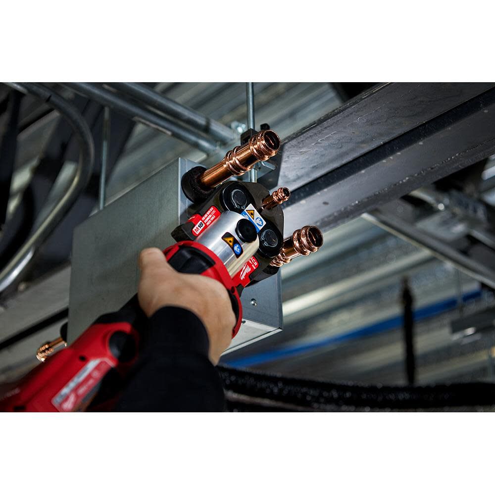 Dispositif de presse Milwaukee M18 FORCE LOGIC doté de ONE-KEY et 1/2