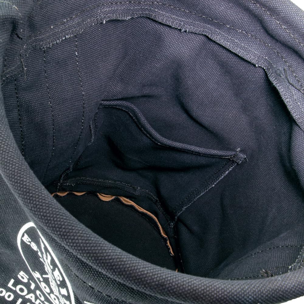 Seau en toile Klein Tools 5104FR, seau à équipements ignifugé en toile n° 4, doté de fond doublement renforcé, capacité de charge de 45 kg (100 livres).