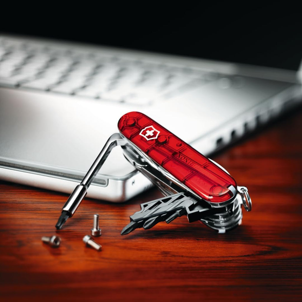 Couteau de poche Victorinox Cyber Tool M 32 fonctions, format moyen, doté de étui à embouts pliable, couleur rubis