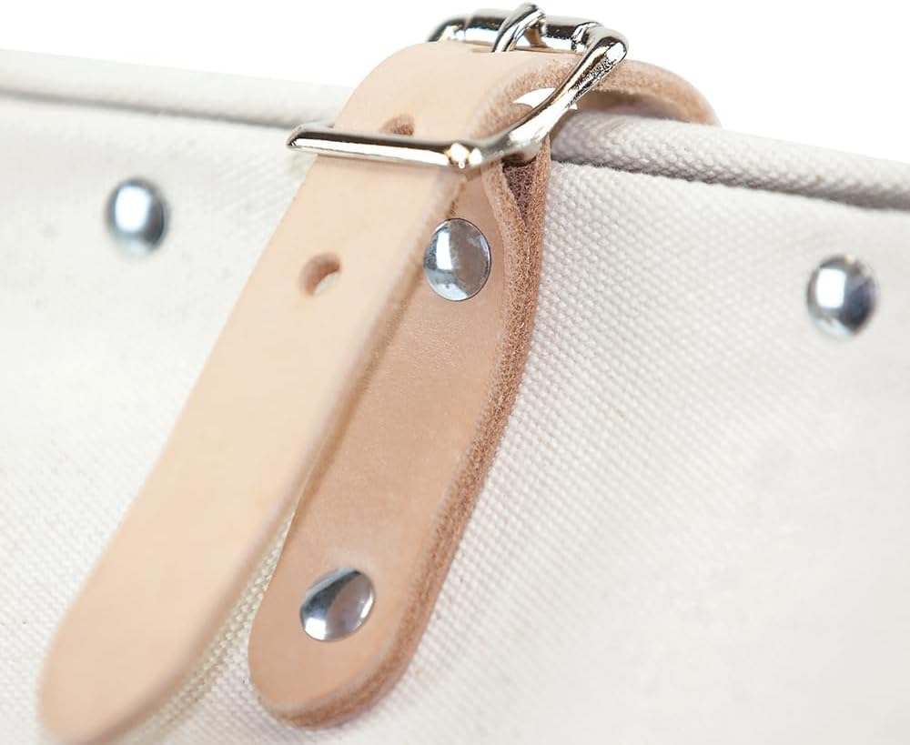 Sac à équipements de luxe Klein Tools 5102-24SP en toile naturelle de 61 cm (24 pouces) doté de 17 poches intérieures et bandoulière amovible.