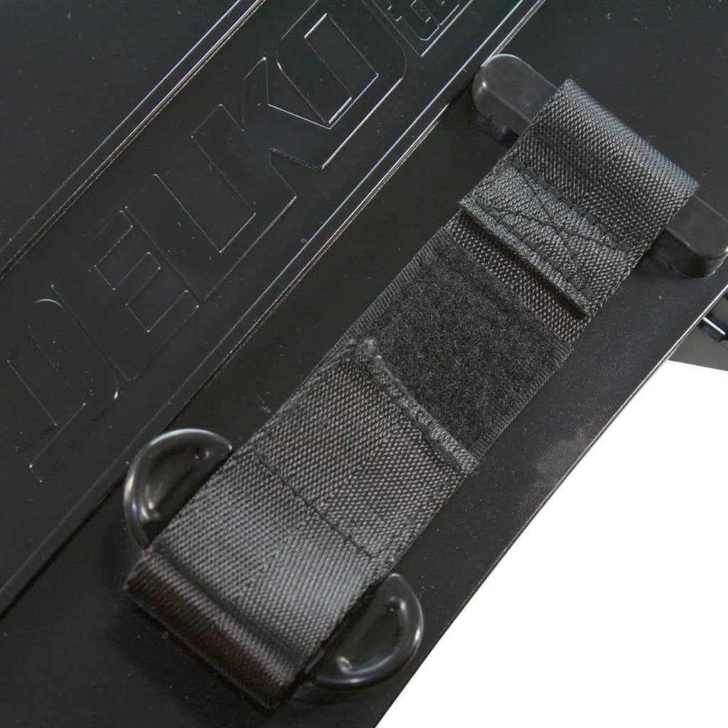 L'outil à bander les cloisons sèches ZÜNDER de Delko Tools est un modèle banjo doté d'un applicateur double embout breveté, idéal destiné à les joints plats et rentrants. ZÜNDER est l'outil à bander le plus vendu au monde.