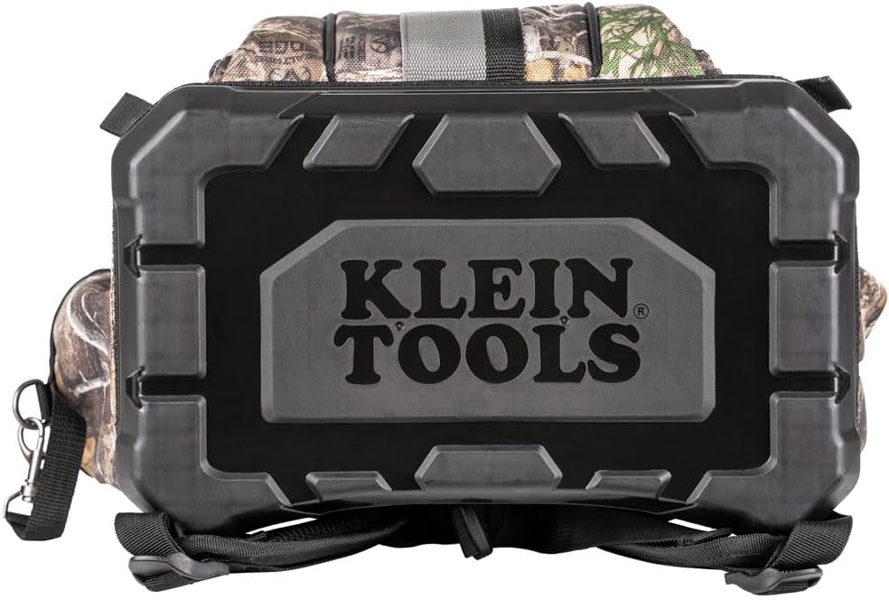 Sac à dos à équipements Klein Tools 62800BPCAMO, sac à dos de chantier Tradesman Pro extra-large à 40 poches, camouflage, doté de fond moulé et port de chargement
