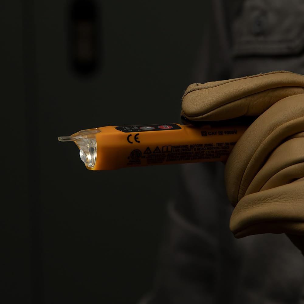 Ensemble de détection de disjoncteurs Klein Tools 80101, kit de test de prises et de prises GFCI, multimètre, NCVT, testeur de prises, cordons, 4 pièces