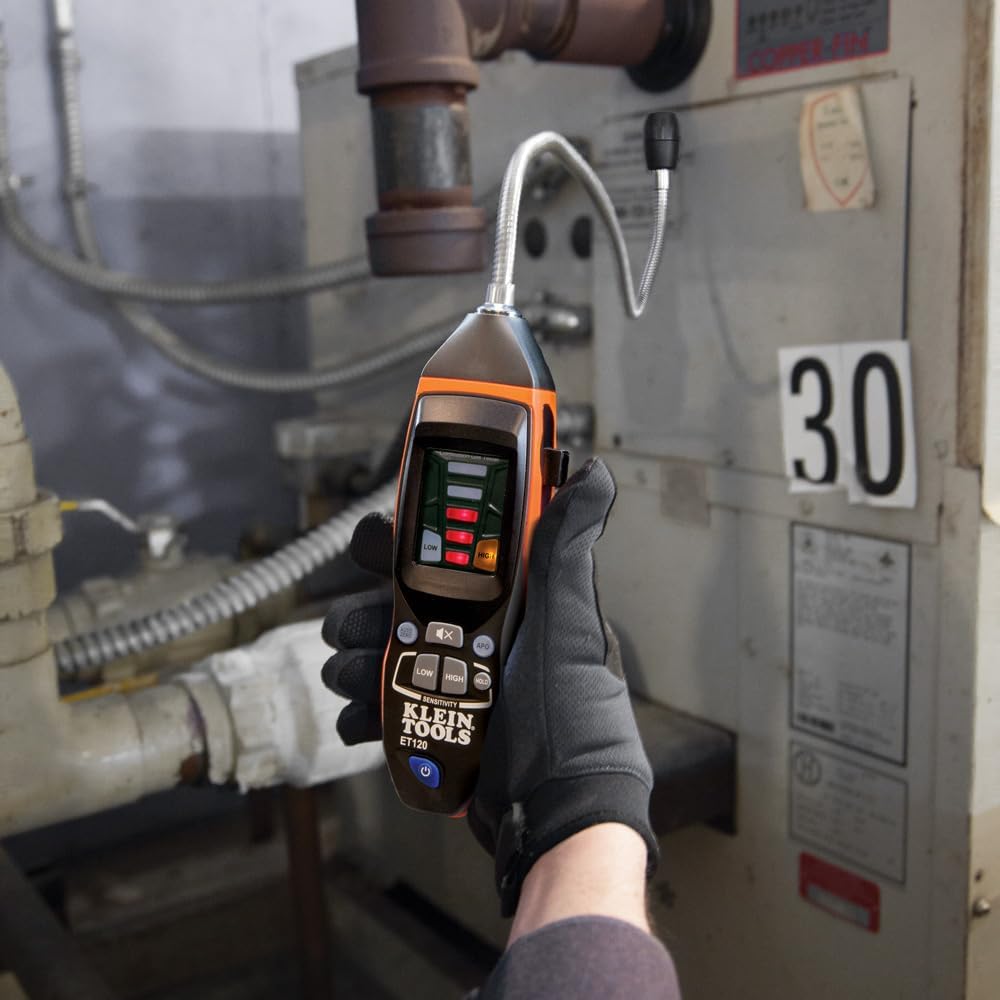 Détecteur de fuites de gaz Klein Tools ET120, testeur de fuites de gaz combustibles doté de col de cygne de 45,7 cm (18 pouces), plage de détection de 50 à 10 000 ppm, pochette et piles incluses.