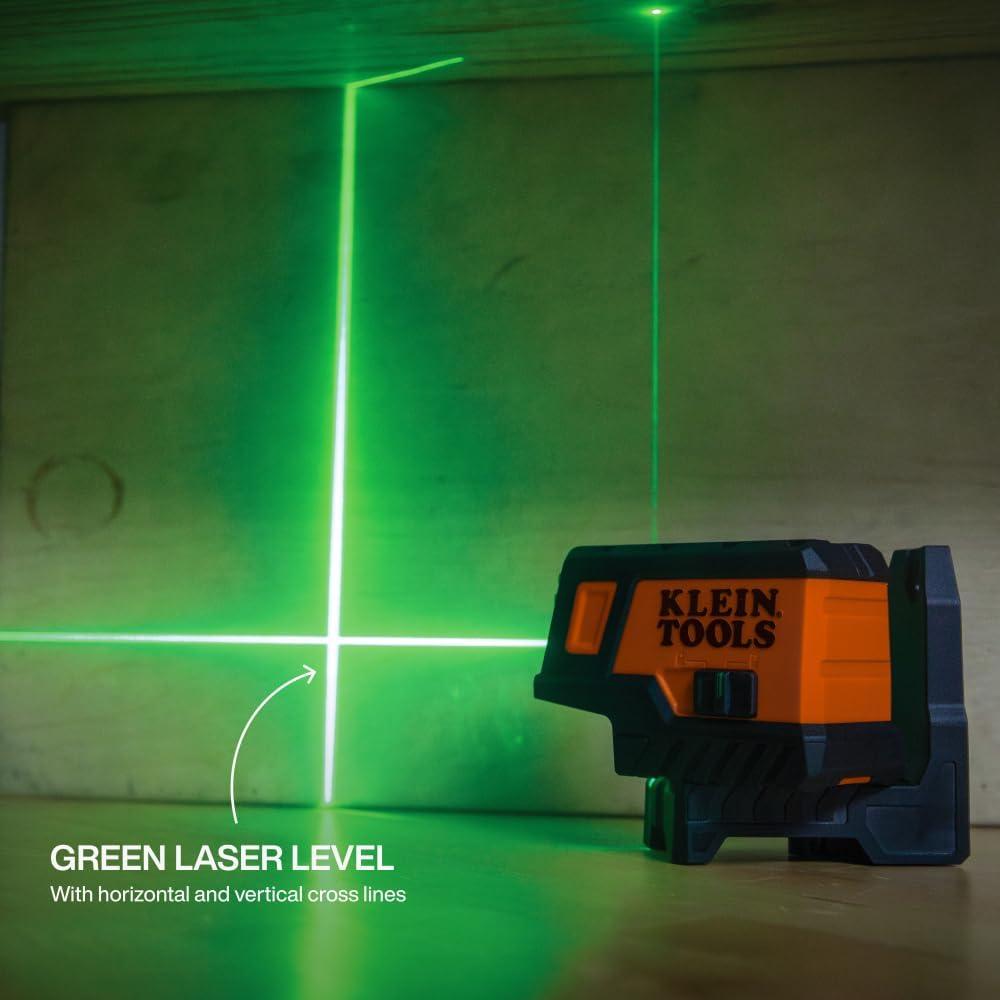 Niveau laser compact autonivelant Klein Tools 93MCLPG doté de point d'aplomb, ligne croisée verte brillante, portée de 23 m (75 pieds), classe laser 2, puissance de sortie