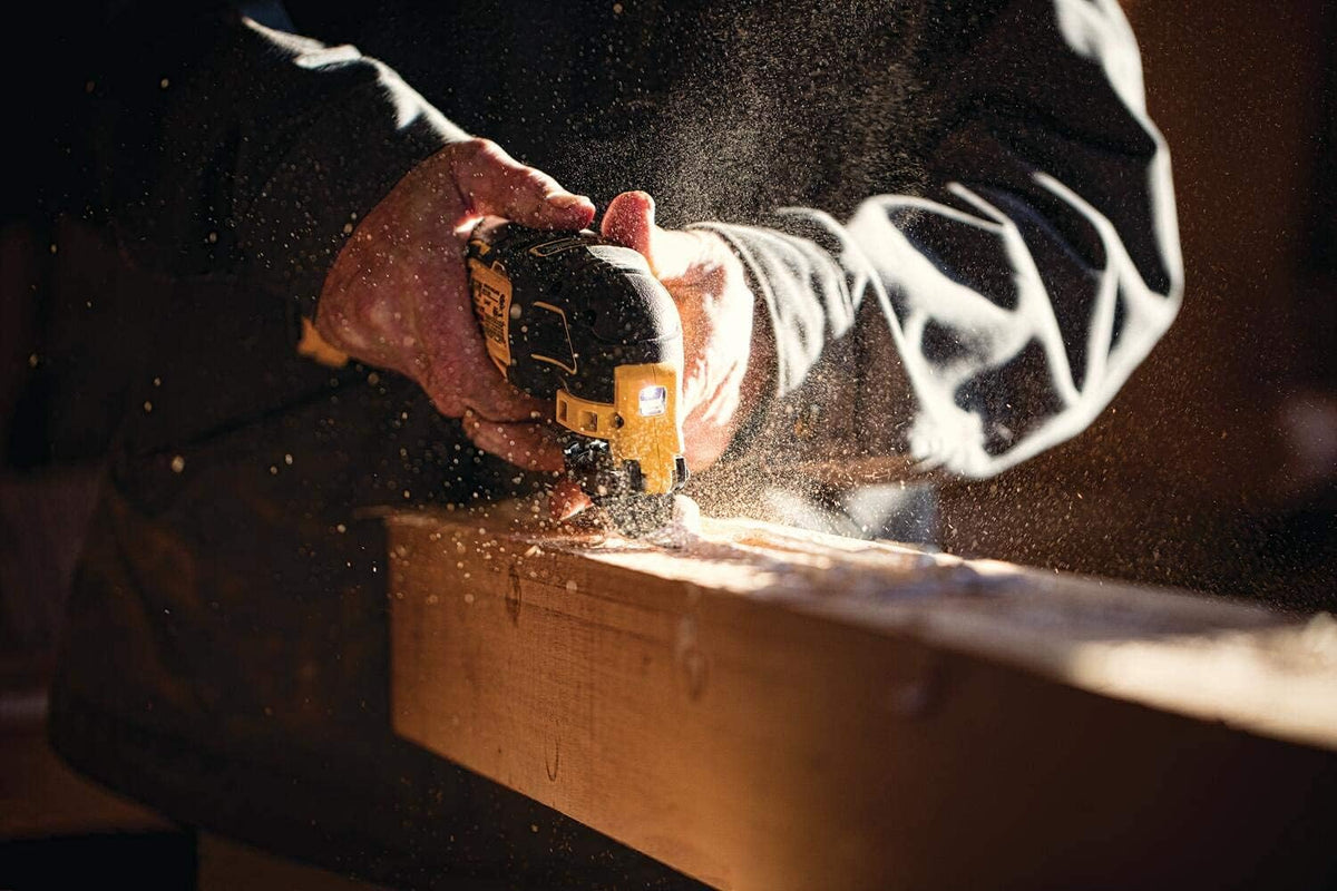 Dispositif multifonction oscillant sans fil DEWALT DCS354D1R 20V MAX ATOMIC (2 Ah) (Remis à neuf)