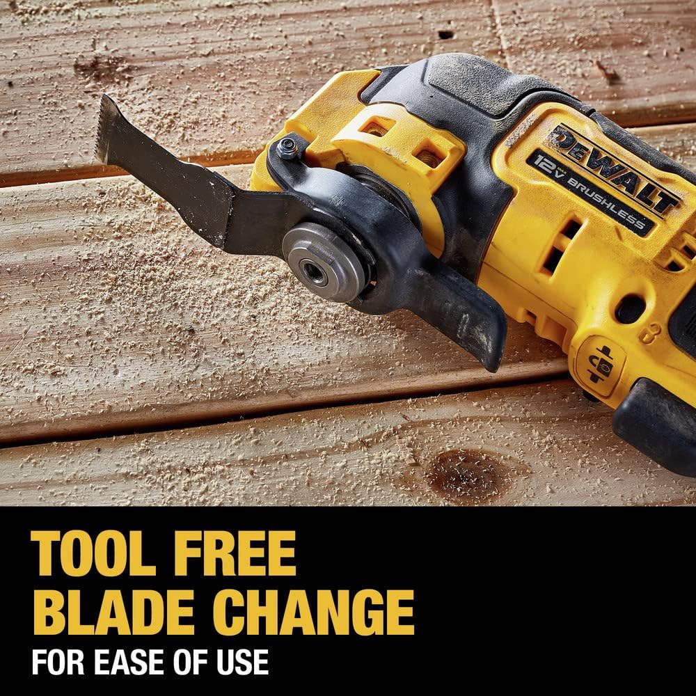 Dispositif oscillant sans fil DEWALT XTREME 12V MAX doté de lames et adaptateur, outil seul (DCS353B)