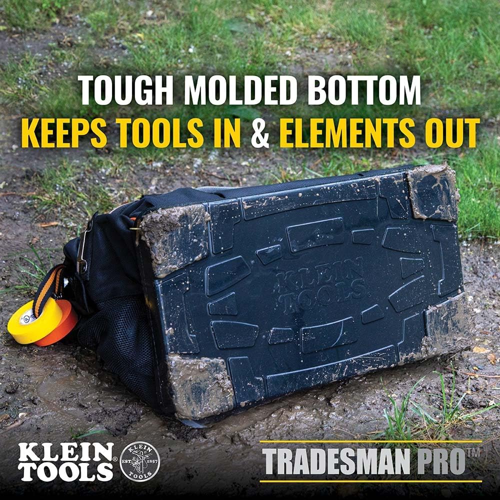 Sac à équipements Klein Tools 55469 Tradesman Pro à grande ouverture, en tissu balistique 1680, doté de fond moulé et bandoulière amovible.